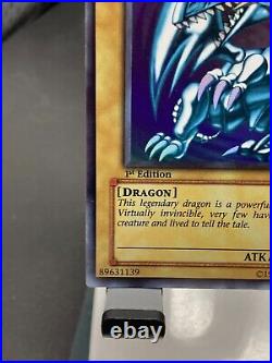 Yugioh BLUE EYES WHITE DRAGON SDK-001 1st Edition Ultra Rare asian