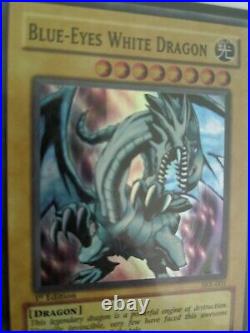 Yugioh Blue-Eyes White Dragon 1st Edition Card, SKE-001 SUPER RARE