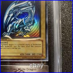 Yugioh Blue-Eyes White Dragon 1st Edition SDK-001 English ARS8
