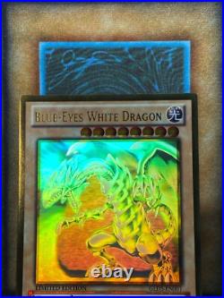 Yugioh Blue-Eyes White Dragon GLD5-EN001 Gold Ghost Rare FOIL SHIFT MISPRINT VLP Yugioh Blue-Eyes White Dragon GLD5-EN001 Gold Ghost Rare FOIL SHIFT MISPRINT VLP