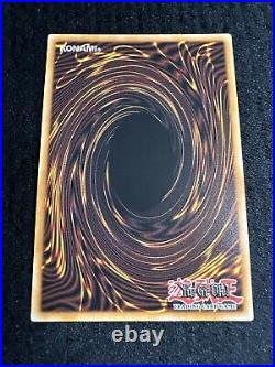 Yugioh. Blue Eyes White Dragon. Quarter Century Secret Rare. Ra03-en079. Nm