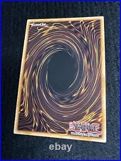 Yugioh. Blue Eyes White Dragon. Quarter Century Secret Rare. Ra03-en079. Nm