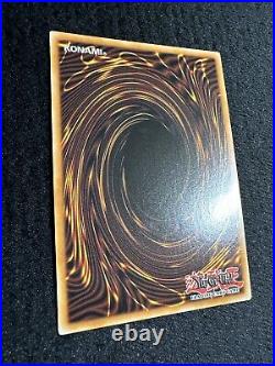 Yugioh. Blue Eyes White Dragon. Quarter Century Secret Rare. Ra03-en079. Nm