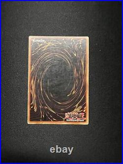 Yugioh Blue-Eyes White Dragon SDK-001 MP-HP Faded and Holo Bleed