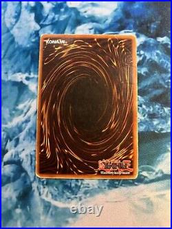 Yugioh Blue-Eyes White Dragon SDK-001 Ultra Rare 1st Edition DMG GLOSSY