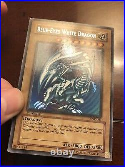 Yugioh! Blue-Eyes White Dragon SDK-001 Ultra Rare 1st Edition NA English
