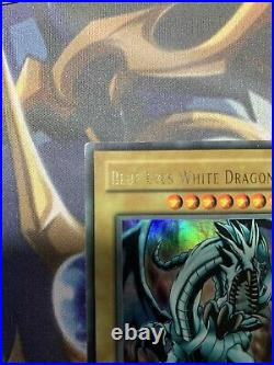 Yugioh Blue eyes white dragon LOB 1st Edition NA print wavy