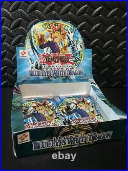 Yugioh Legend Of Blue Eyes White Dragon Booster Box + 4 Booster Packs