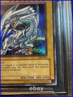 Yugioh QUAD BGS 9.5 Blue-Eyes White Dragon DDS-001 Prismatic Secret Rare